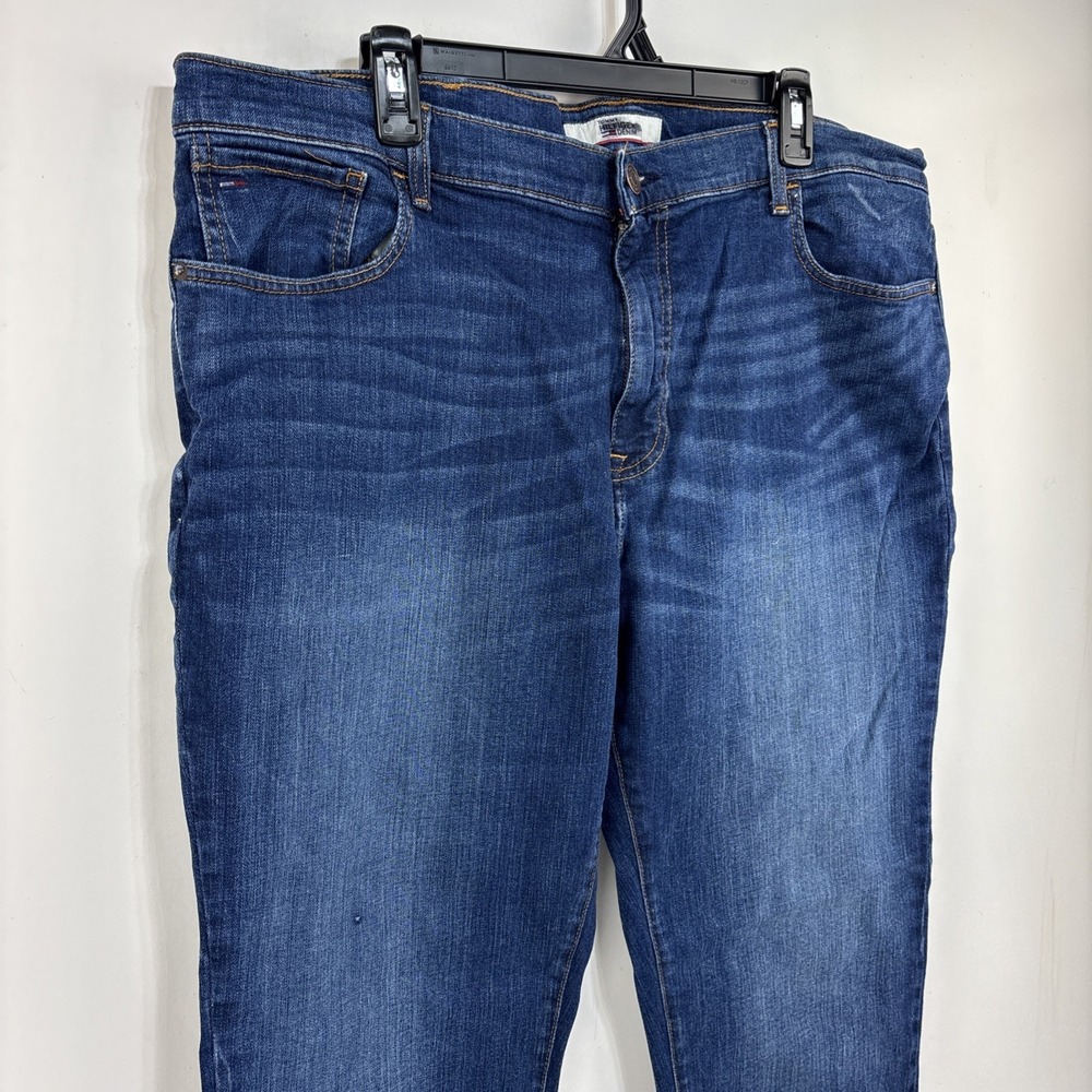 Tommy Hilfiger Men's Straight‎ Dark Wash Jeans Size 40x30 Stretch Whiskered - Picture 4 of 14